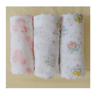 China Newborn Baby Summer Bath Towel Gauze Bath Towel Double High Density Towels Custom Made Cotton Child Safe for sale