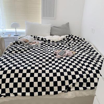 China Cutelife Folded Checkerboard 110*140cm Nordic Fleece Blankets Home Winter Sofa Fluffy Weighted Bed Blanket Decor Lattice Throw Blanket for sale