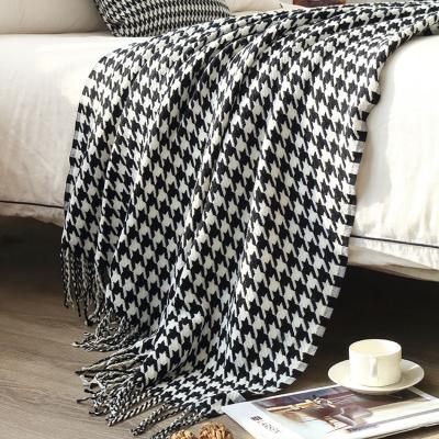 China Cutelife 130*240cm Knitted Fluffy Houndstooth Blankets Sofa Towel Blanket Winter Baby Folded Nordic Home Decorative Blankets for sale