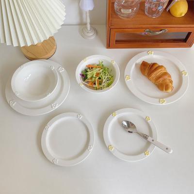 China Cutelife Nordic Sustainable White Flower Porcelain Dinner Ceramic Dish Sets Tableware Dishes Plates for sale