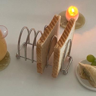 China Metal Home Toast Holder Kitchenware Storage Organizer Toast Bread Rack Decoration Cutelife Food Organizer for sale