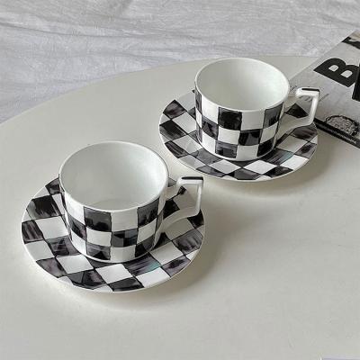 China Cutelife Nordic Checkerboard Tea Cup Saucers Kitchen Porcelain Water Coffee Cup Stored Ceramic Home Decorative Cups With Handle for sale