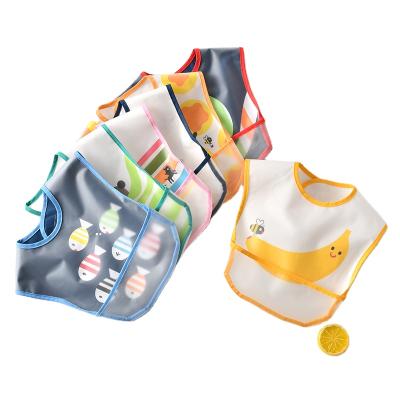 China Viable in Running EVA Baby Bibs Waterproof Adjustable Baby Bibs Feeding Cartoon Cute Waterproof Bib Wholesale for sale