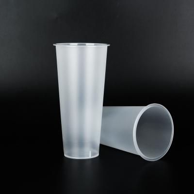 China Recyclable White matte pp juice drink cup 680ml disposable plastic cup takeaway food grade cup for sale