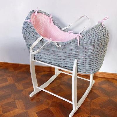 China Eco-friendly natural wicker crib crib sleep basket baby materials baby wicker hutch for sale