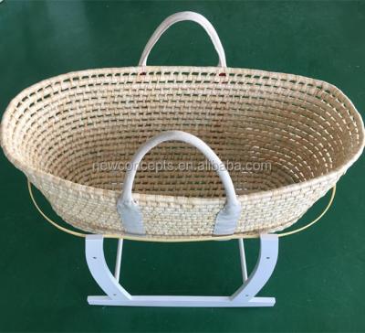 China Modern Indoor and Outdoor Baby Cribs Corn Husk Basket for sale