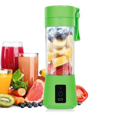 China High Speed ​​6 Blade Outdoor Mini Fruit Blender Usb Portable 380ML Rechargeable Electric Juicer for sale