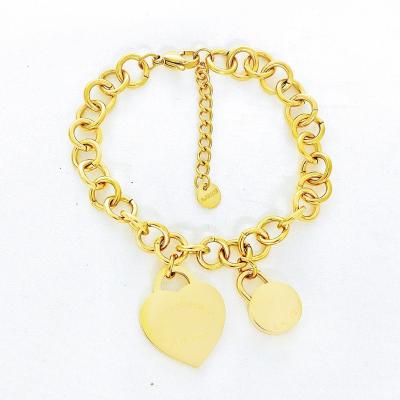 China CLASSIC Fashion Heart Charm Bracelet For Women Vintage Gold Bangles Jewelry Gift 316L Stainless Steel Thick Chain Bracelet New On Hand for sale