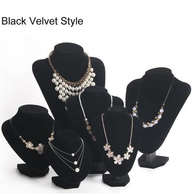 China Best Quality Home Warm Soft Flannel Selling Black Velvet Pendants Necklaces Holder Jewelry Store Display Or Jewelry Organizer for sale