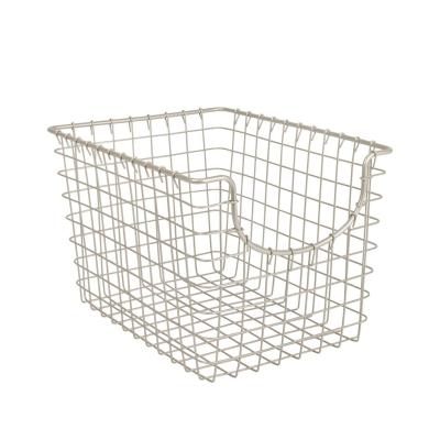 China Sustainable Wire Basket Wholesale Powder Coated Metal Iron Bread Hanging Fruit Basket Storage for sale