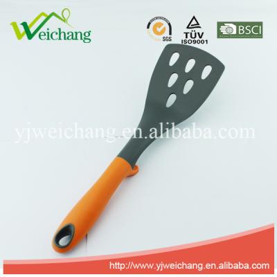 China Viable Nylon Kitchenware 6 Pieces Set Spatula Plastic Spoon Fishing Kitchenware Spatula Spoon Kitchen Tools for sale