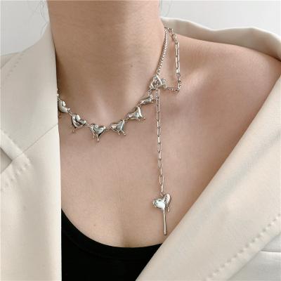 China Fashion/Sporty Pearl Chain Stitch Love Heart Necklace Tassel Casual Dangling Clavicle Bent Necklace for sale