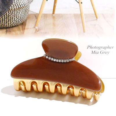 China Resin Large Hair Clip Eco-Friendly French Hair Clip Acetic Brown Solid Color Hair Claw With Eco-Friendly Rhinestone Cellulose Acetate Hair Claw for sale