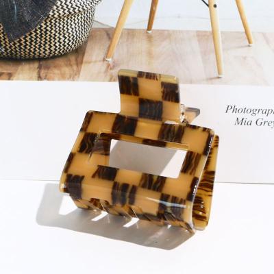 China Yiwu Eco-Friendly Wholesale Eco-Friendly Square Geometric Block Claw Hair Clip Acetate Checkerboard Hair Clip Square Custom Claw Clip Women Girls for sale