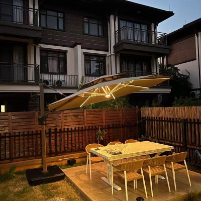 China Sun Wind Rain Proof Garden Restaurant Hotel 360 Tilt 10Ft High Quality Luxury Rectangular Cantilever Patio Commercial Parasol Umbrella Outdoor for sale