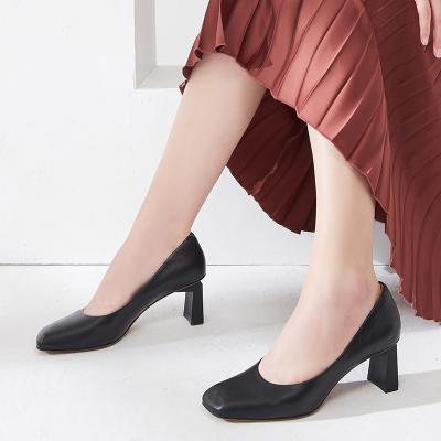 China Casual/Daily Widely Used Superior Quality Square Toe Genuine Leather Professional Pumps for sale