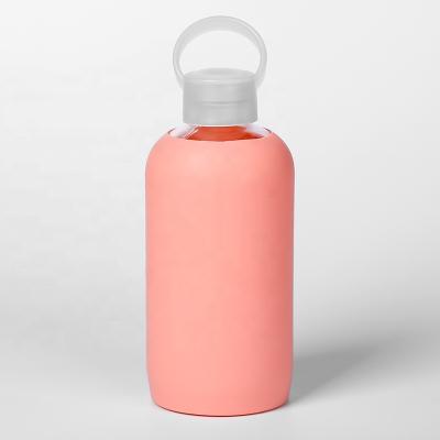 China Sustainable Christmas Gift Portable Reusable Glass Water Bottle for sale