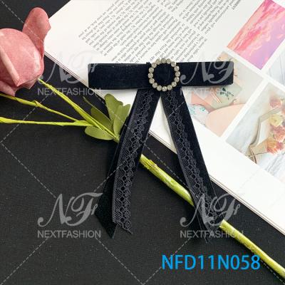 China Factory Wholesale 3D Trimming Garment Accessories O Ring Rhinestone Lace DIY Brooch for sale