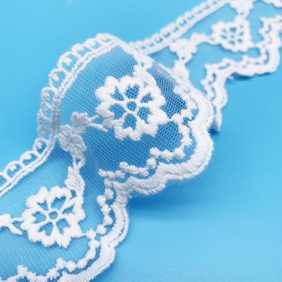 China OEKO-TEX BSCI Water Soluble Factory Sells China Wholesale Custom Mesh Lace Trim Embroidery With White Sequin Lace Border Lace for sale