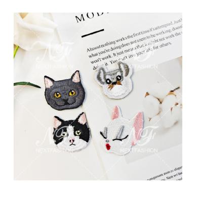 China 2020 Azo Free Popular Customized Animal Cat Dog Embroidery Patches for sale