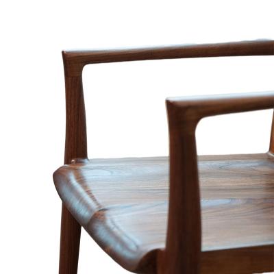 China Good quality solid wood moden the black walnut wood drop-shaped armchair wooden dining chair armchair for sale