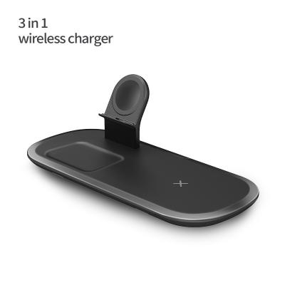 China Smart Phone 15w Magnetic Home Appliances Foldable 3 in 1 Wireless Charger Pad for iPhone Cell Phones for sale