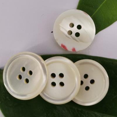 China Washable wholesale high quality 4 holes trochus shell buttons hotting selling manufacturing broom custom shell buttons for sale