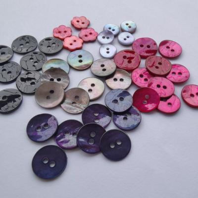 China Washable bespoke natural akoya agoya ak shell buttons shell button for sale