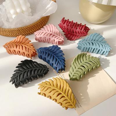 China Resins 8 New Colors Fashion Round Resins Leaf Forming Girl Women Hair Accessories Grasp Spring Clip for sale