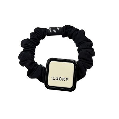 China Four Seasons Central Institute of Statistics Korean Japanese Vintage Premium Square Letter Lucky Cute Elegant Ladies Headband for sale