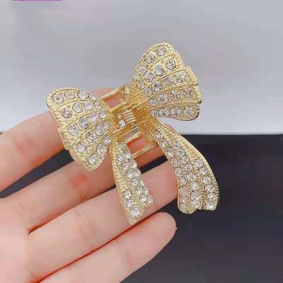 China ALLOY Korea Metal Hair Claw Gold Butterfly Hair Clips For Women Fashion Stylish Crab Vintage Hairpin for sale