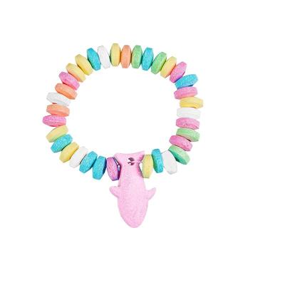 China Natural Shark Candy Bracelet, Stretchable Multicolor Fruity Chewables for Gifts 14g/pc (50pcs/tin) for sale