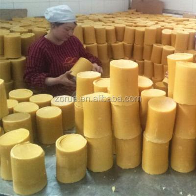 China Food Pharmacy Cosmetics Round Column Pure Additive Yellow Beeswax for Church Candle for sale