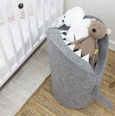 China 2020 Washable New Design Shark Shape Folding Felt Laundry Basket Storage Bag Organizer for sale