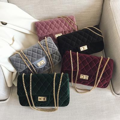 China BM9157 2020 Winter New Wholesale Hot Selling Gold Velvet Thread Ladies Daily Small Cross Chain - Body Bag for sale