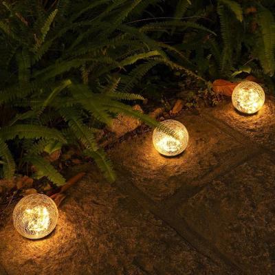 China New Powerd New Powerd Bargain Price Solar Globe Waterproof Glass Garden Crack Pots Solar Light for sale