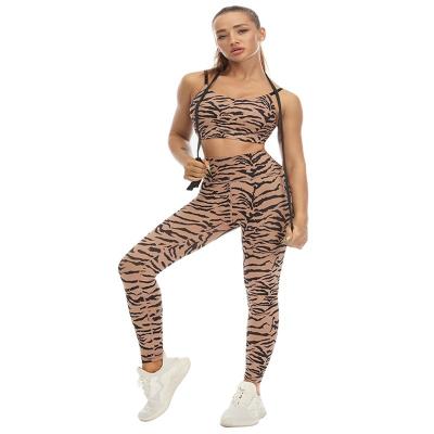 China Breathable Fashion Stretch Comfortable Breathable Women Anti Sport Wild Wear Leopard Print Yoga Set for sale