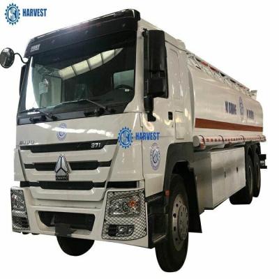 China 12R24 van de de Compartimenten26000l Brandstof van bandensinotruk 6x4 371hp 6 de Tankervrachtwagen Te koop