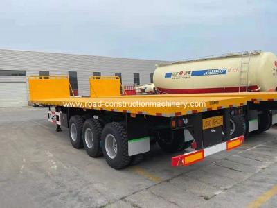 Cina 80ton 3 Axle Flatbed Semi Truck Trailer per trasporto di carico in vendita