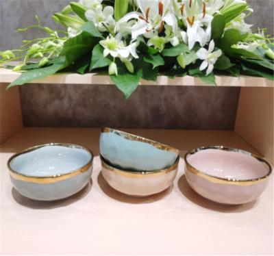 China Disposable Tableware Gold Rims Custom Bowls , Round Decorative Ceramic Soup Bowl For Wedding for sale