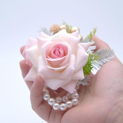 China Men Girl Beauty Accessories Wrist Corsage Women Boutonniere Set Bracelet Wedding White Rose Corsage Wrist for sale