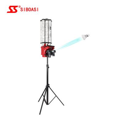 中国 S2025 smart versatile portable badminton ball shooting machine with remote control for sports club and training camp 販売のため