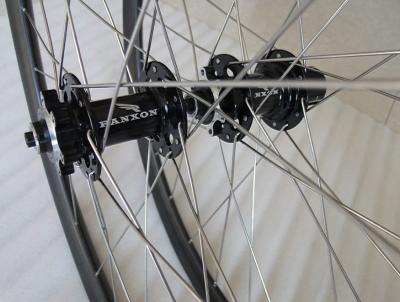 China Replacement Carbon MTB Rims 29er Carbon Wheels With Disc Brakes for sale