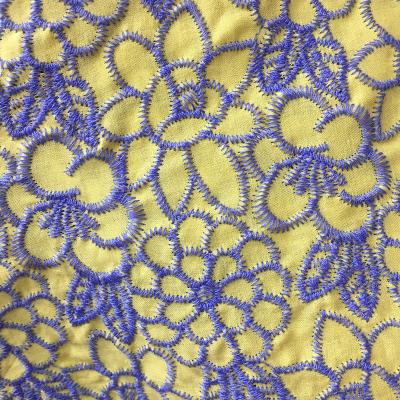 China Fashion Breathable Voile Woven Embroidery Cotton Eyelet Lace Fabric African Dryer Wholesale for sale