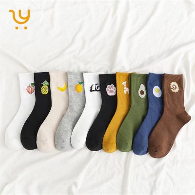 China OEM Funny QUICK DRY custom pack box packing case unisex colorful avocado ladies cotton socks crew dress socks stocking bangs for sale