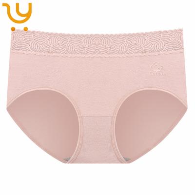 China QUICK DRY Women's Plus Size Cotton Briefs Mid Lift Hip Waist Lace Underwear Breathable Women for sale