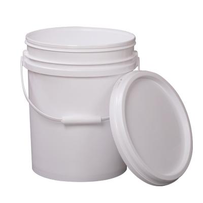 China Multi-purpose Food Grade 20L White Plastic Bucket with Handle and Lid Z6 for sale