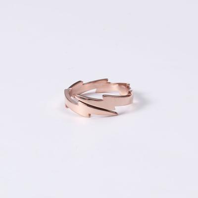 China Fashionable Wholesale Geometric Women Open Ring Rose Gold Plated Stainless Steel Lightning Ring for sale