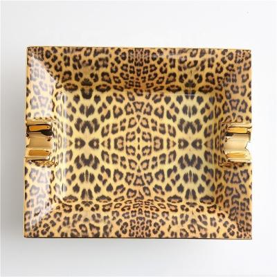 China Fasion Leopard Design Ashtray Porcelain KTV Ceramic Cigar Ashtray With Your Logo for sale