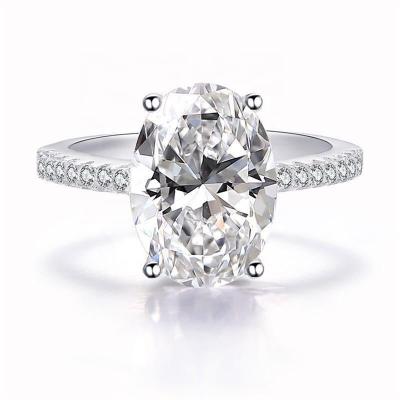 China 2022 CLASSIC Ice Flower Cut 8A Diamond Radiant Cut Oval Dove High Carbon Egg Set Diamond Ring Luxury Sparkling Color Moissanite Ring for sale